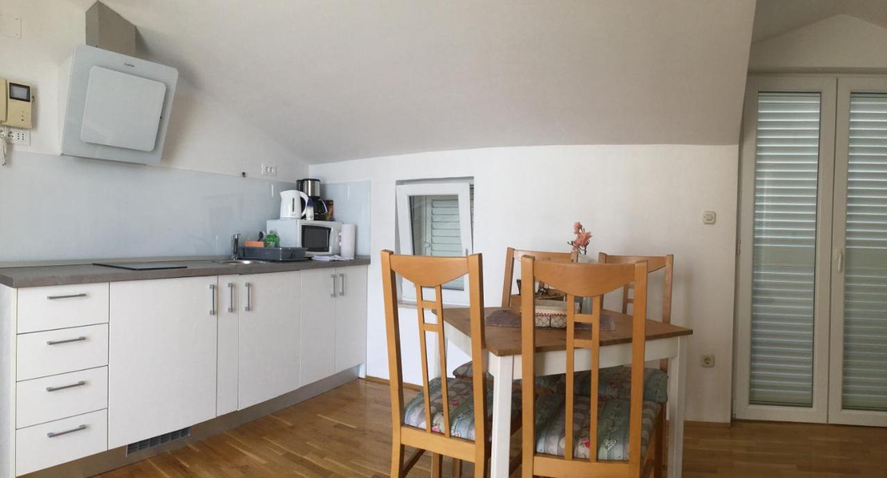 טוצפי Villa Viden Apartments מראה חיצוני תמונה